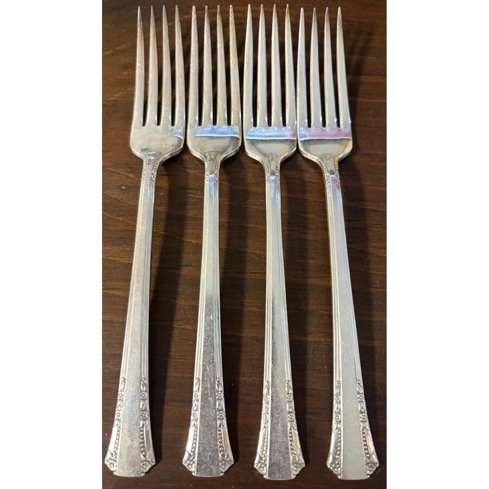 Oneida 1881 Rogers Floral Queen Silverplate Dinner Forks Set of 4 Replacement